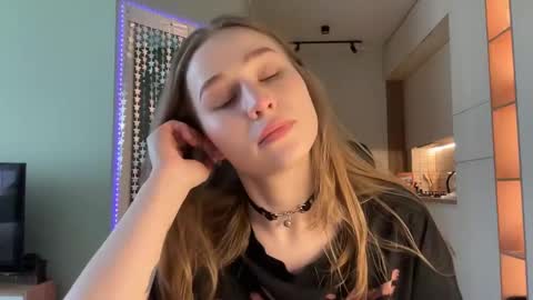 Alisa online show from 21, 1, 2025