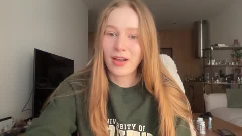 Snapshot of whoisalisa chatting on 8, 1, 2026 Alisa online show from 8, 1, 2026