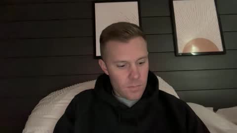 Snapshot of whoops1017 chatting on 19, 12, 2025 whoops1017 online show from 19, 12, 2025