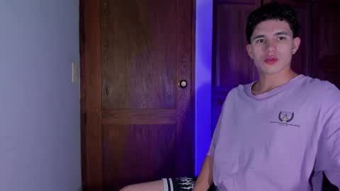 whos_he online show from 16, 1, 2026