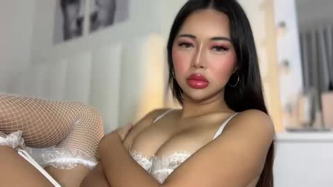 Snapshot of whoss_sofia chatting on 26, 3, 2026 Sofia online show from 26, 3, 2026