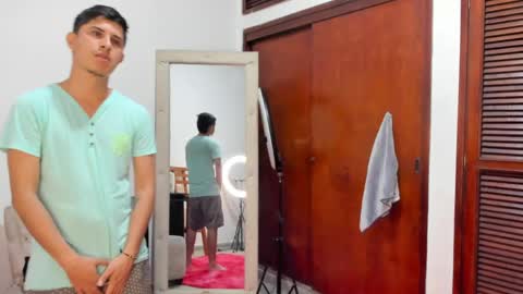 Snapshot of wickedboy_twink chatting on 7, 5, 2026 JAISON online show from 7, 5, 2026