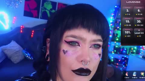 Snapshot of wickedxqueen chatting on 20, 12, 2024 Laura  online show from 20, 12, 2024