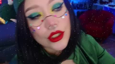 Snapshot of wickedxqueen chatting on 25, 12, 2024 Laura  online show from 25, 12, 2024