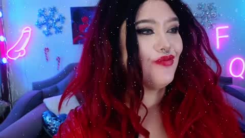 Snapshot of wickedxqueen chatting on 30, 12, 2024 Laura  online show from 30, 12, 2024