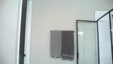 wil1565 online show from 19, 11, 2025