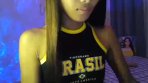 Snapshot of wild_flowerx21 chatting on 23, 12, 2024 Analyn online show from 23, 12, 2024