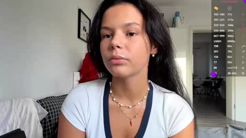 Mia online show from 26, 10, 2025