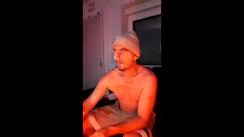 Snapshot of wildbadsecret chatting on 17, 12, 2025 Freaky online show from 17, 12, 2025