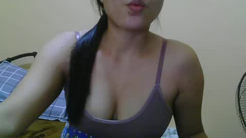 Snapshot of wildcamille chatting on 8, 2, 2025 camille online show from 8, 2, 2025