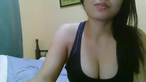 Snapshot of wildcamille chatting on 15, 2, 2025 camille online show from 15, 2, 2025