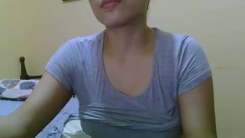 Snapshot of wildcamille chatting on 19, 2, 2025 camille online show from 19, 2, 2025