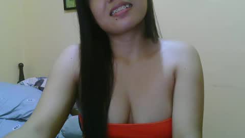 Snapshot of wildcamille chatting on 24, 2, 2025 camille online show from 24, 2, 2025