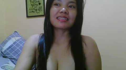 Snapshot of wildcamille chatting on 7, 3, 2025 camille online show from 7, 3, 2025