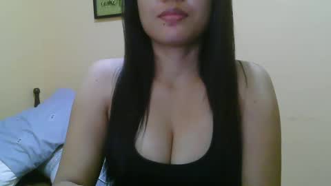Snapshot of wildcamille chatting on 11, 3, 2025 camille online show from 11, 3, 2025