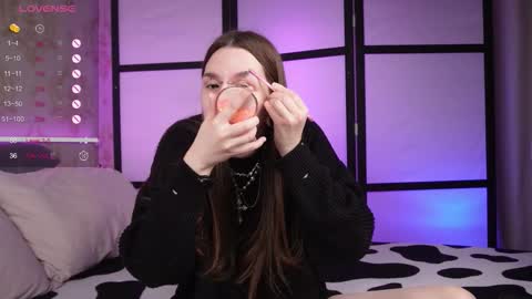 Snapshot of wilder_weinn chatting on 8, 3, 2026 .. alice .. online show from 8, 3, 2026