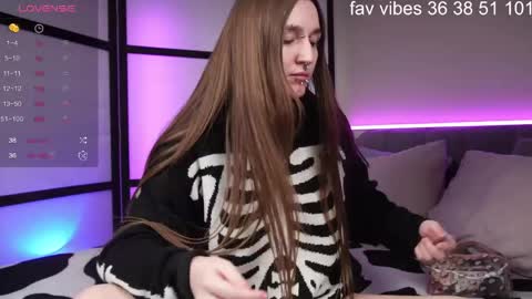 Snapshot of wilder_weinn chatting on 23, 3, 2026 .. alice .. online show from 23, 3, 2026