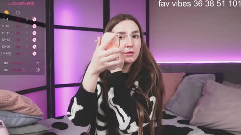 Snapshot of wilder_weinn chatting on 3, 4, 2026 .. alice .. online show from 3, 4, 2026