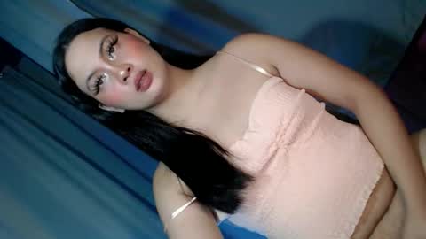 Snapshot of wildest_dream1 chatting on 22, 5, 2026 wildest_dream1 online show from 22, 5, 2026
