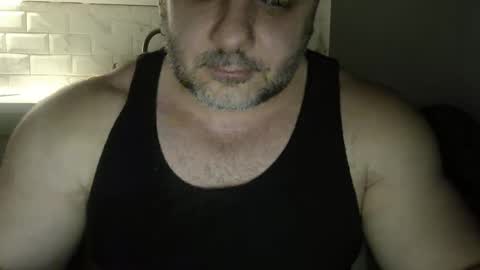 Snapshot of wildjohn_xx chatting on 14, 12, 2025 WildJohn XX online show from 14, 12, 2025