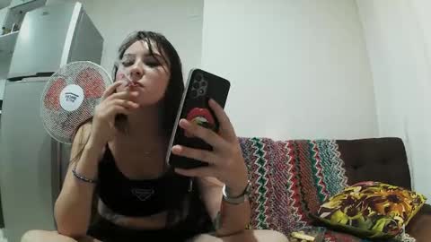 Wild Strawberry online show from 10, 2, 2025