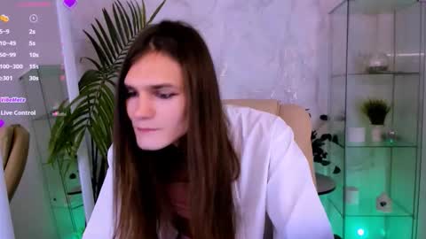 Snapshot of william_snake chatting on 8, 1, 2026 Will online show from 8, 1, 2026