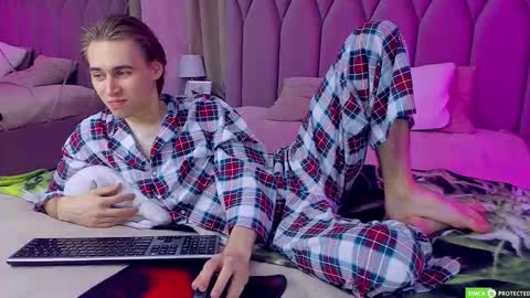 Snapshot of williamdyson chatting on 14, 9, 2025 William online show from 14, 9, 2025