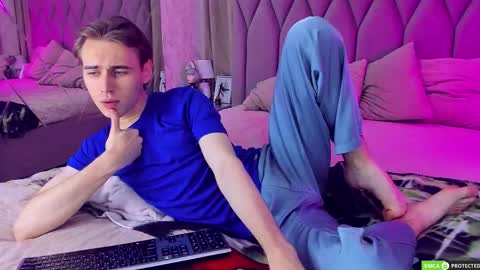 Snapshot of williamdyson chatting on 21, 9, 2025 William online show from 21, 9, 2025