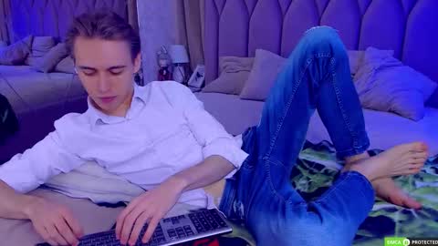 Snapshot of williamdyson chatting on 13, 10, 2025 William online show from 13, 10, 2025