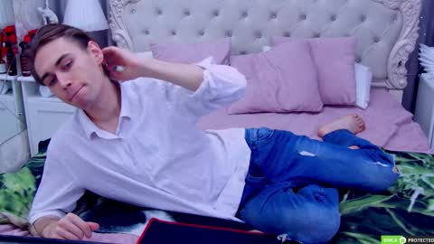 Snapshot of williamdyson chatting on 1, 11, 2025 William online show from 1, 11, 2025