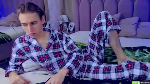 Snapshot of williamdyson chatting on 10, 11, 2025 William online show from 10, 11, 2025