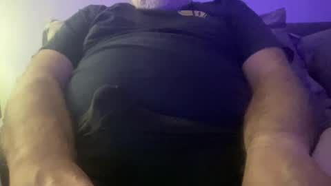 Snapshot of willieb777 chatting on 26, 11, 2025 willieb777 online show from 26, 11, 2025