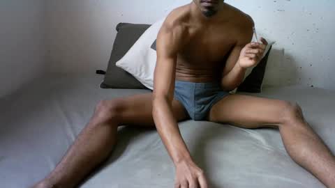 Snapshot of willingwillwet chatting on 23, 1, 2025 Call me Babe online show from 23, 1, 2025