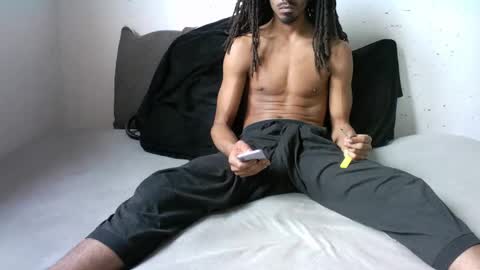 Snapshot of willingwillwet chatting on 29, 1, 2025 Call me Babe online show from 29, 1, 2025