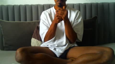 Snapshot of willingwillwet chatting on 25, 10, 2025 Call me Babe online show from 25, 10, 2025