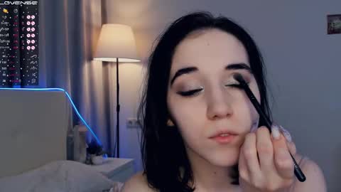 Snapshot of wine_on_lips chatting on 18, 2, 2025 Amalia and Mia online show from 18, 2, 2025