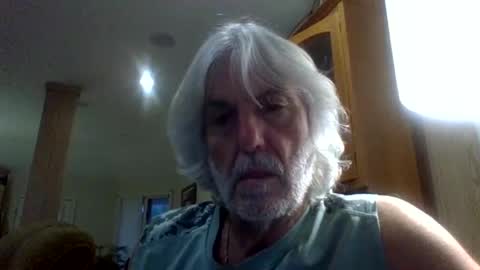 Snapshot of winedog2020 chatting on 17, 3, 2026 Gundja Man online show from 17, 3, 2026