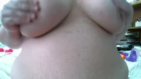 Snapshot of winnieatplay chatting on 4, 1, 2025 Winnie online show from 4, 1, 2025