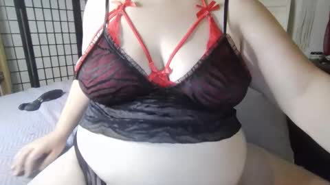 Snapshot of winnieatplay chatting on 30, 10, 2025 Winnie online show from 30, 10, 2025