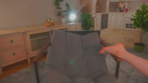 Lillian online show from 7, 5, 2026