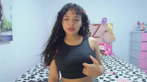 Snapshot of winnifer_gonzalez chatting on 14, 1, 2026 Winnifer Gonzalez online show from 14, 1, 2026