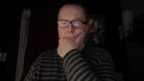 Snapshot of wintyr chatting on 5, 11, 2025 wintyr online show from 5, 11, 2025