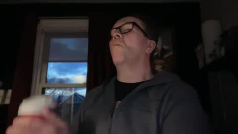 Snapshot of wintyr chatting on 22, 11, 2025 wintyr online show from 22, 11, 2025