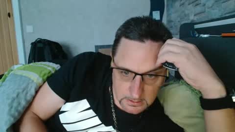 Snapshot of wirzwei8883 chatting on 28, 9, 2025 Dirty online show from 28, 9, 2025