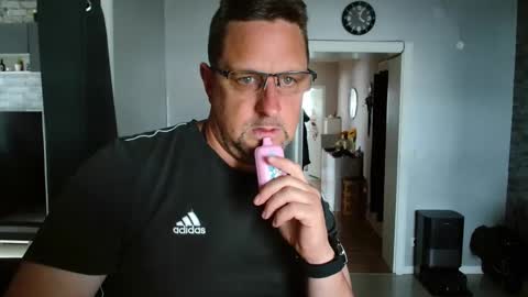 Snapshot of wirzwei8883 chatting on 28, 5, 2026 Dirty online show from 28, 5, 2026