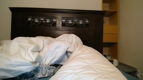 Annie online show from 4, 12, 2025