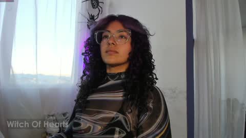 Snapshot of witchofhearts chatting on 21, 1, 2025 Luna Violeta A r t i s t online show from 21, 1, 2025