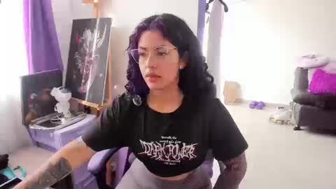 Snapshot of witchofhearts chatting on 8, 9, 2025 Luna Violeta A r t i s t online show from 8, 9, 2025