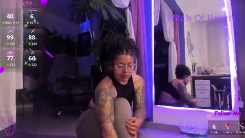    Luna Violeta  A r t i s t  online show from 14, 6, 2026