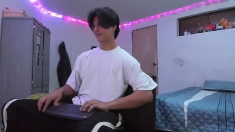 Snapshot of with_ken chatting on 29, 3, 2026 Ken online show from 29, 3, 2026